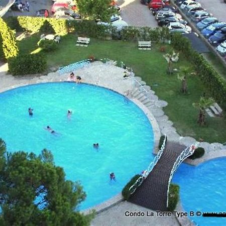 Lignano Sabbiadoro With Pool Appartement Buitenkant foto